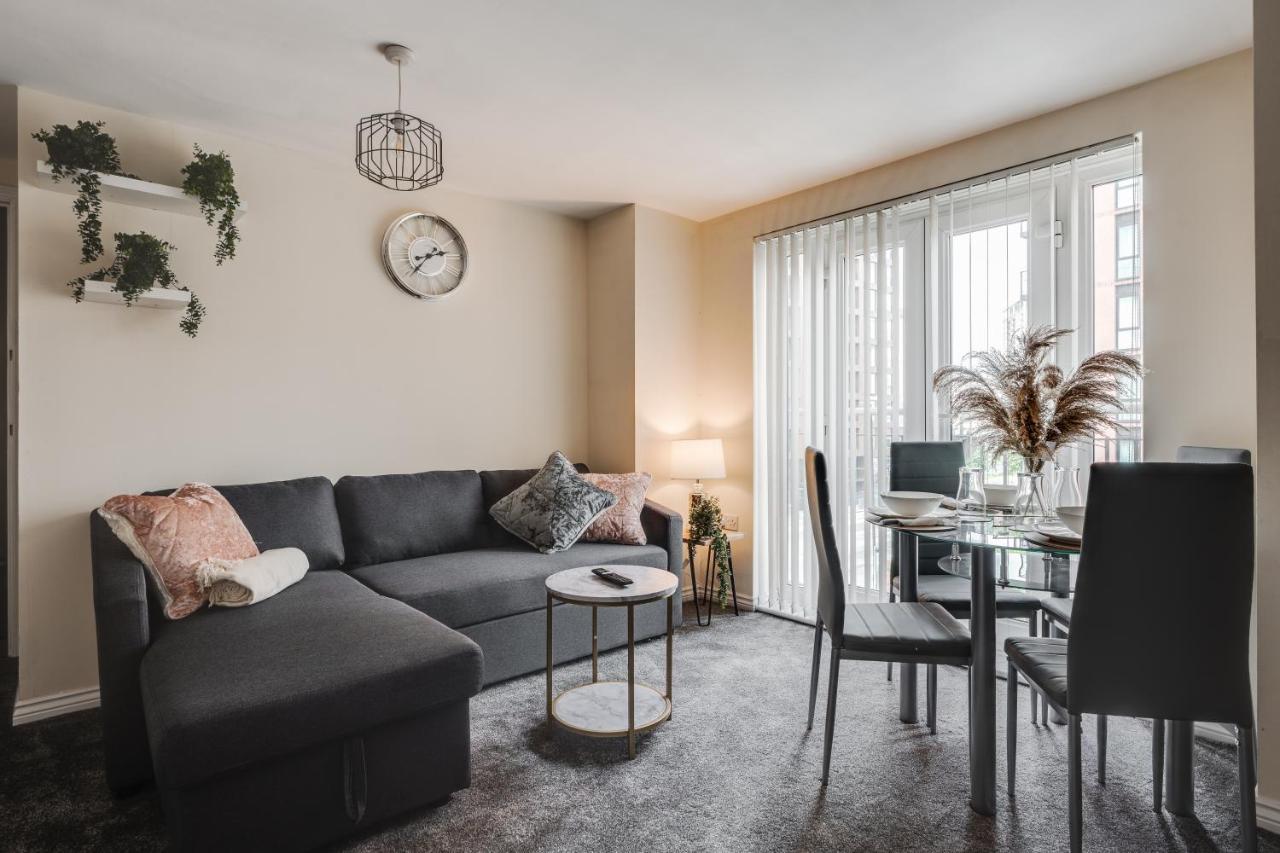 Stylish 2 Bed Manchester Flat Экстерьер фото